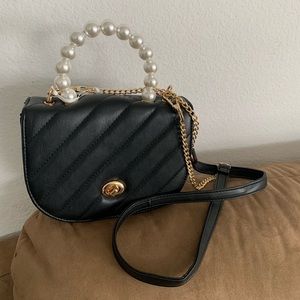 Alyssa Small Crossbody Top Handle Bag Purse in black color